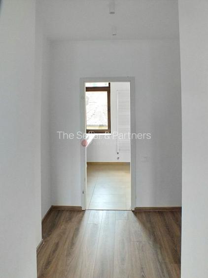 Spatiu birouri central - 8