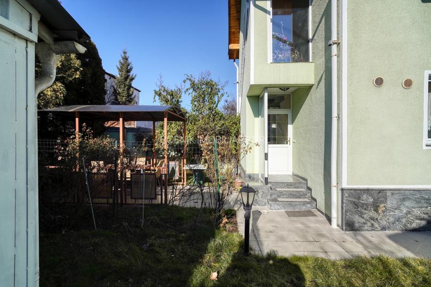 Casa eleganta, 8 camere, Zona Aurel Vlaicu, str. Tebea, complet Mobilată - 11