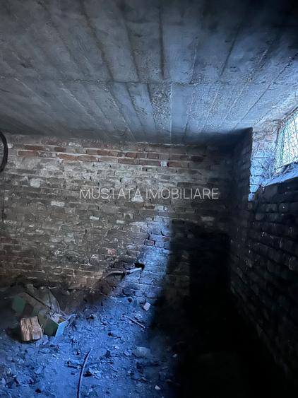 -- COMISION ZERO -- Casa P+1, Strada Scolilor nr 5 - 14