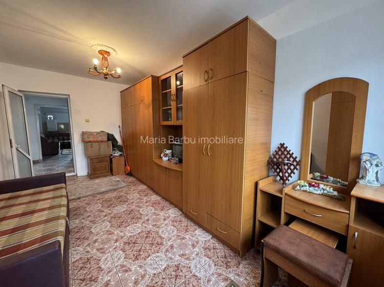 2 cam. 55 mp, decomandat, et.4, str. Manastirii - 6