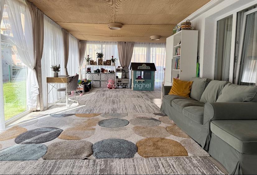 Apartament cu TERASA de 100 mp, GRĂDINA de 100 mp și vedere la PISCINA - 8