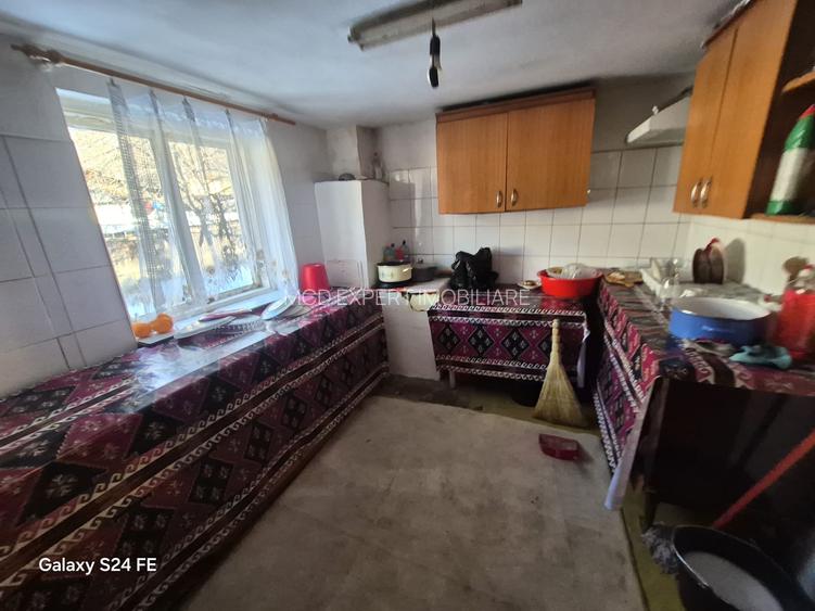 Casă din cărămidă – Zona Dărmănești - 8