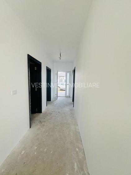 Casa noua de vanzare la gri in Santandrei - 2