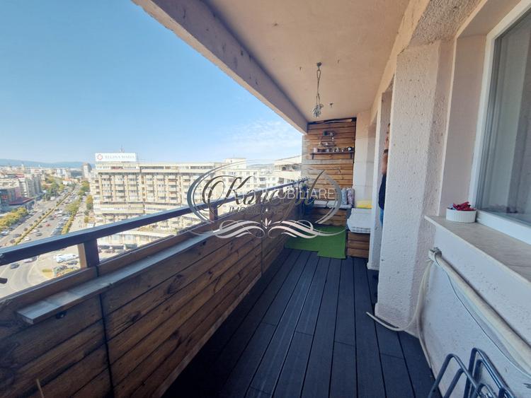 Apartament la cheie, cu terasa, pe Aurel Vlaicu - 11