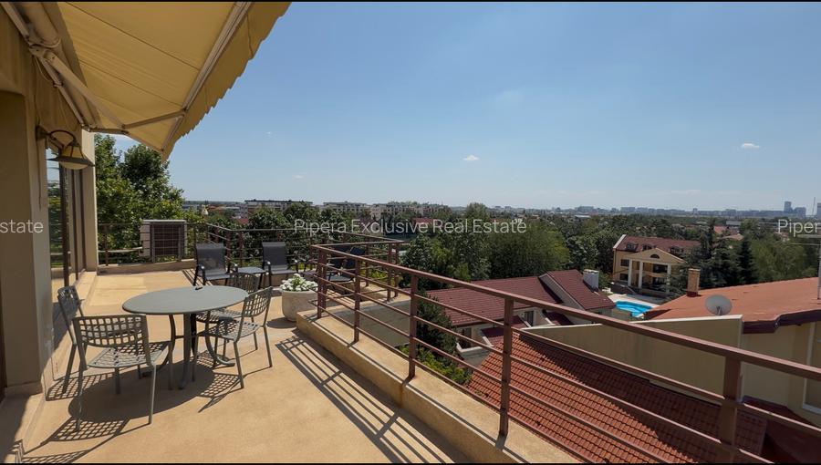 5 camere decomandat. 242,7 mp utili. 300,5 mp total. living 92 mp. terasă 41mp - 10