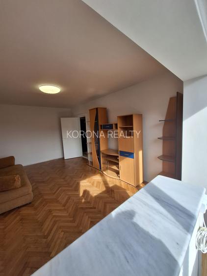 Inchiriem Apartament 3 Camere Mobilat Decomandat Astra - 24