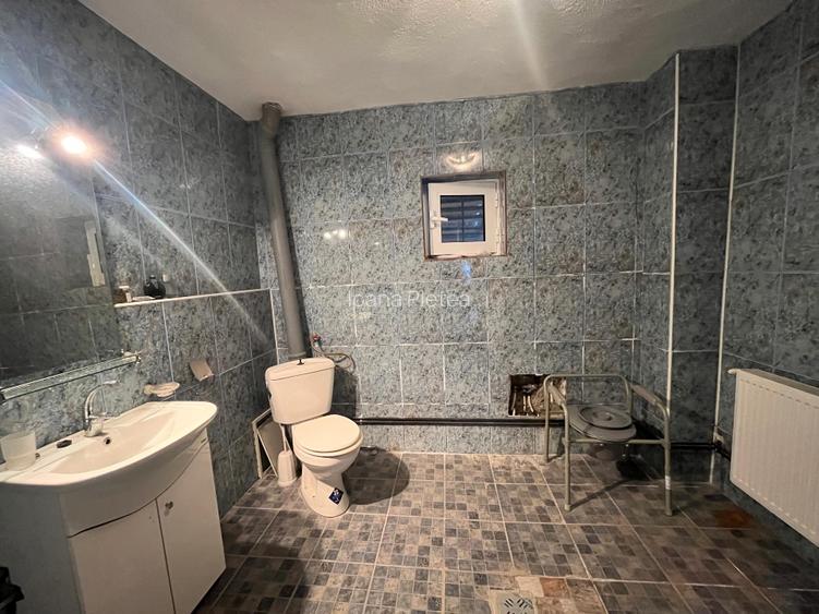 Casă de vânzare cu gradină Priseaca, mutare imediată - 10