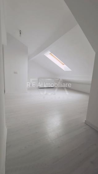 Apartament cu 4 camere in zona Trapezului  - 10