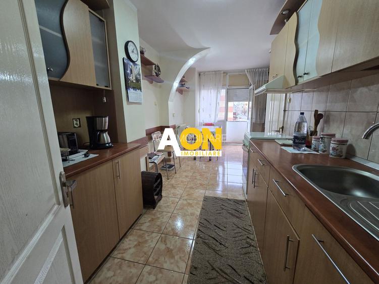 Apartament 4 Camere,79mp Utili, Etaj 2, Zona Cetate - 2