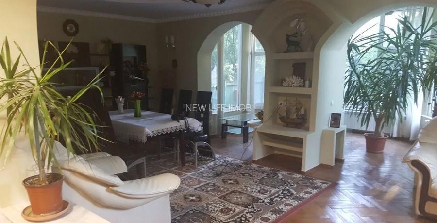 Mamaia Sat – Vilă P+2E, mobilată și utilată - 4