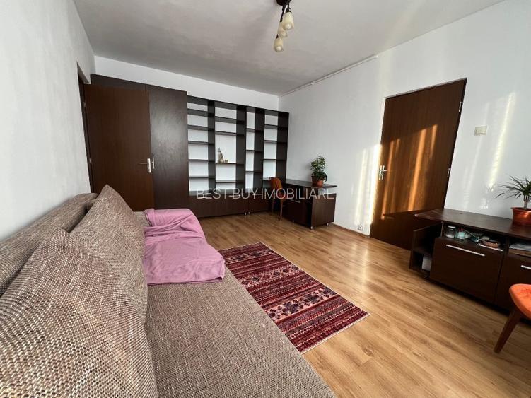 AP.2 CAM SECTOR 1 ION MIHALACHE METROU 1 MAI - 3