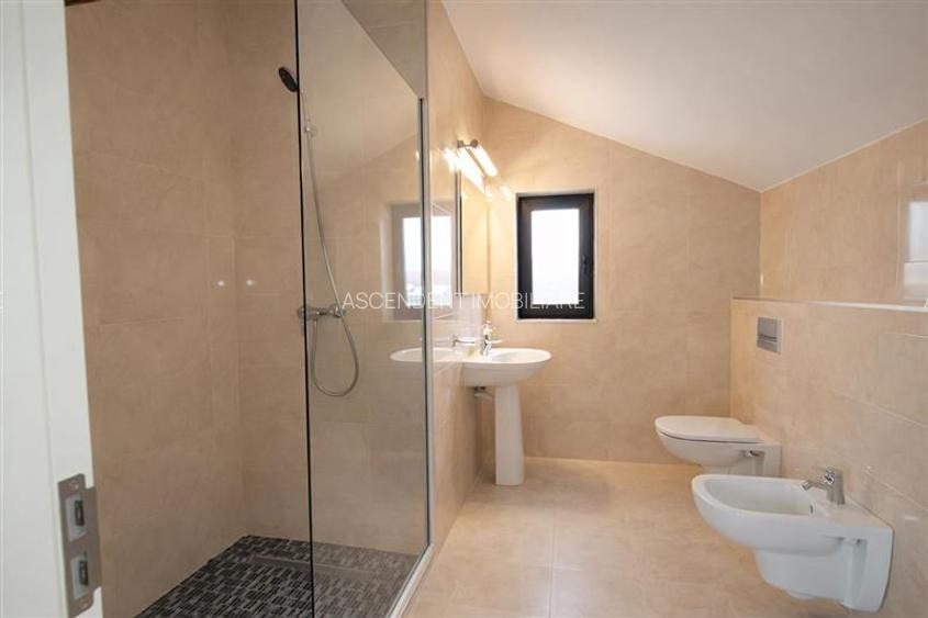 Casa pe 5 camere, constructie noua, 600mp teren, Harman, Brasov - 8