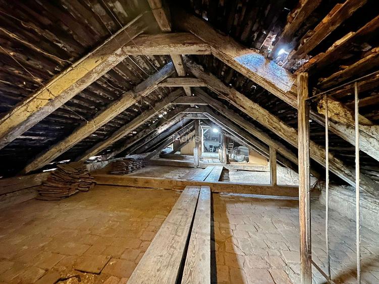 Apartament cu 3 dormitoare și curte, la 3 minute de Piața Sfatului - 19