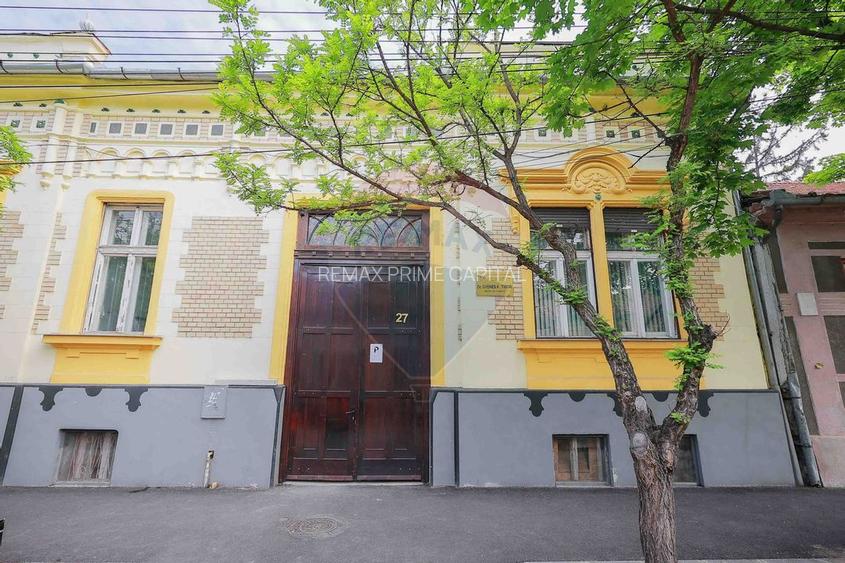 Casă de Vânzare cu 4 camere, Ultracentral - Cuza Vodă - 12