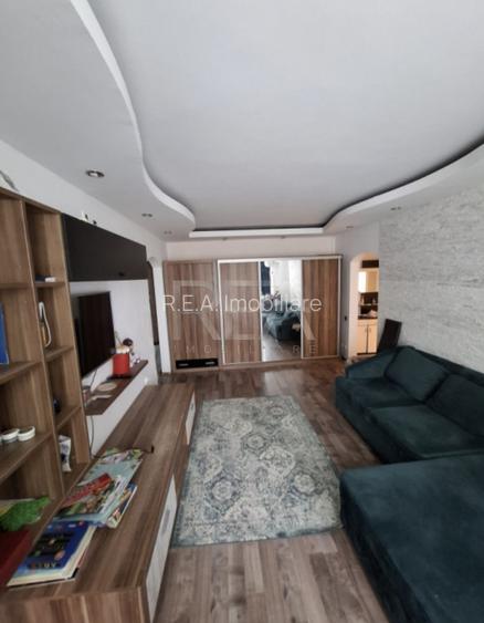 3 camere, et 1/4, anvelopat, 2 boxe 20mp-Apusului - 2