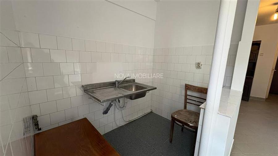 Centrul Civic, zona AFI, garsoniera de vanzare - 6