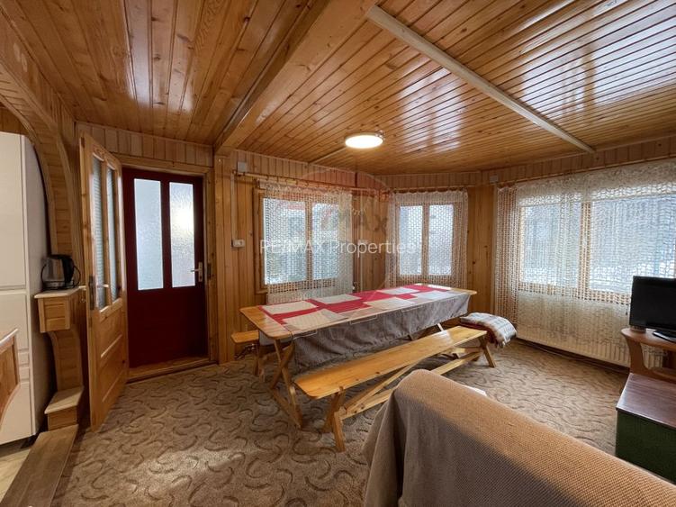 Casa de vacanta Predeal, langa padure, istoric airbnb - 2