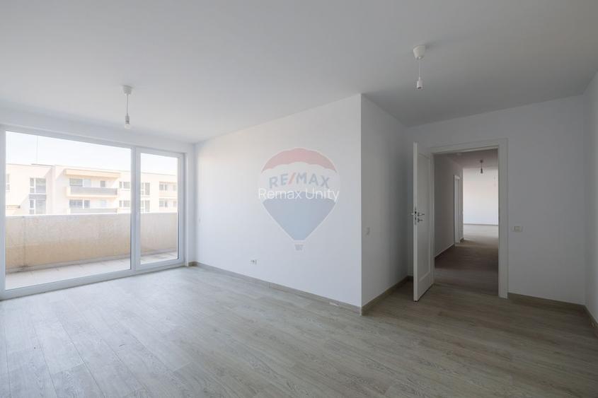 Apartament 4 camere de vânzare Urban Plaza Brașov, balcon panoramic - 11