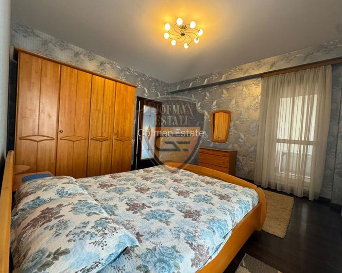 3 camere 180 mp + Parcare privata. Peninsula, Centrul Vechi, Piata Ovidiu - 13