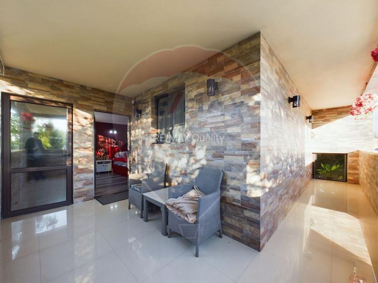 Casă / Vilă 5 camere + Mansarda Foarte Spatioasa - 16