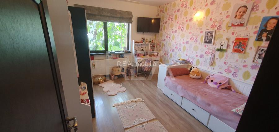 2 case si curte individuala la 400 de metri de statia de metrou Dristor 2  - 33