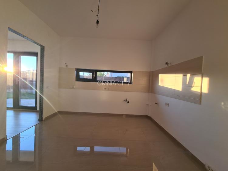 OMNIA - Proprietati alese. Vila individuala, curte mare. Punem stop la cautare? - 18