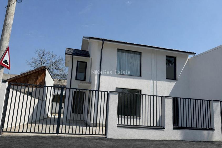 VILA DE VANZARE BUCURESTII NOI LAMINORULUI - 2