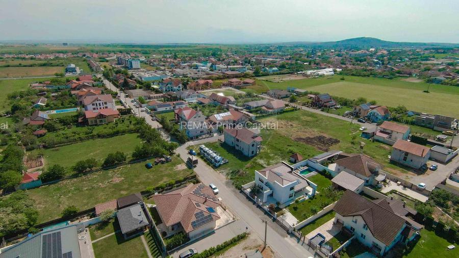 Vilă la roșu, 240 mp utili, Sânmartin, arhitectură unică, teren 726 mp - 10