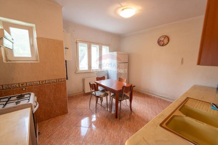 Casa / Vila deosebita cu teren 1050 mp de vanzare Republica Sector 3 - 6