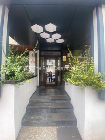 Vă propunem spre inchiriere clădire de birouri situată în Cotroceni - 7