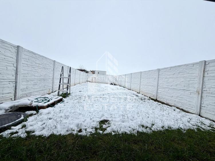 Casa insiruita, 2 locuri de parcare, curte de 150 mp, Sacalaz - 16