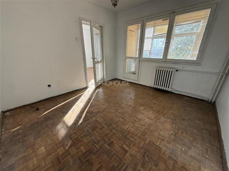 Aleea Parcului, 3 camere, etaj 3- de renovat! - 6