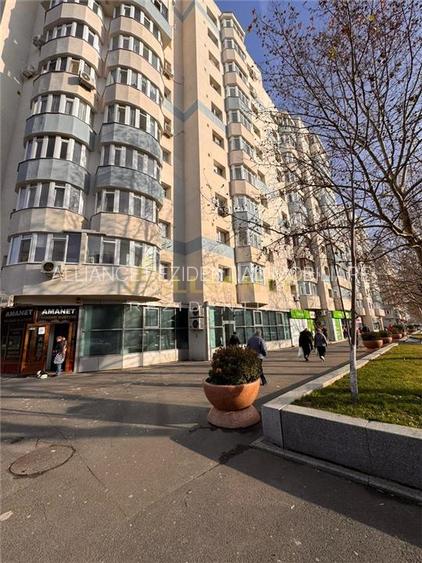 Metrou Aparatorii Patriei 3 camere decomandat - 13