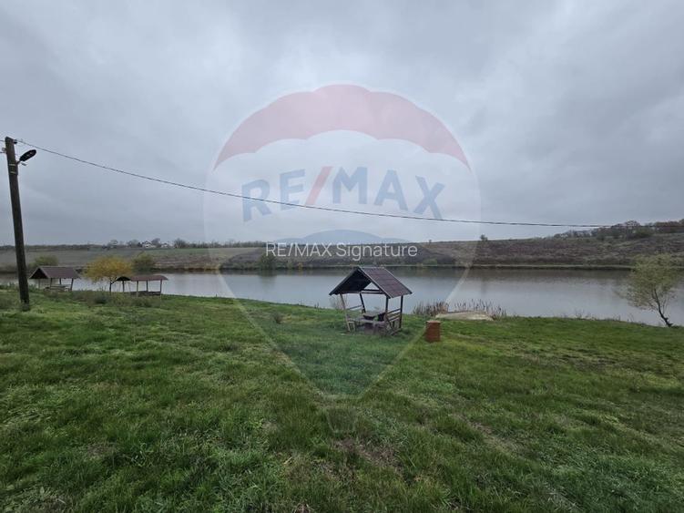 DE VANZARE LAC Pescuit sportiv 6,7ha + TEREN 6,3ha - 4