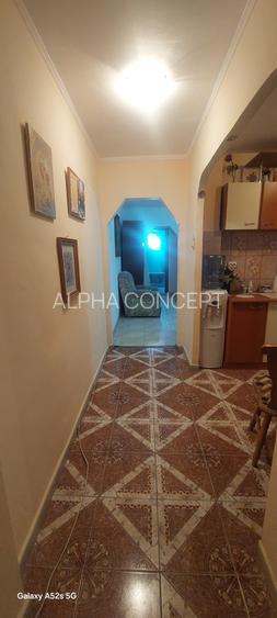 Năvodari-Centru-3camere semidecomandate, etaj 3,gaze - 4