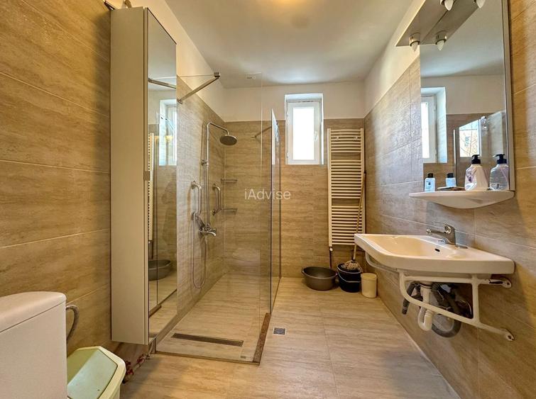 Apartament 4 camere de vânzare, Brașovul Vechi, structura generoasa - 3