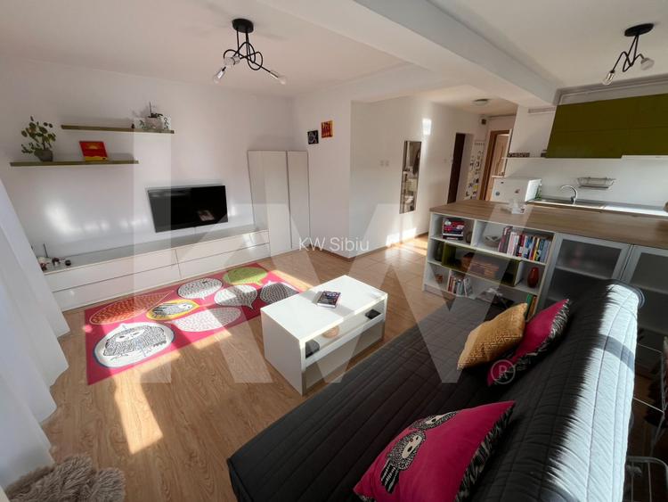 Apartament 2 camere, decomandat - spatios, mobilat si utilat - Zona Trei Stejari - 3