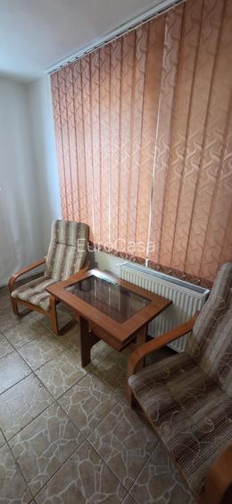 2 camere Central etajul 1, zona Teatru - 12