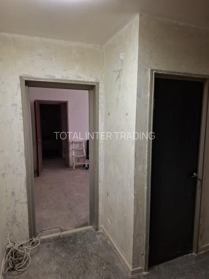 Vanzare-2 camere-p/4-sdec-Dr Taberei-Brasov-Plaza-de renovat-85000E - 3