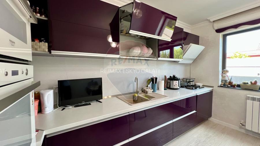 Casă de vânzare 300mp, Șendreni I Galati– liniște și rafinament - 8