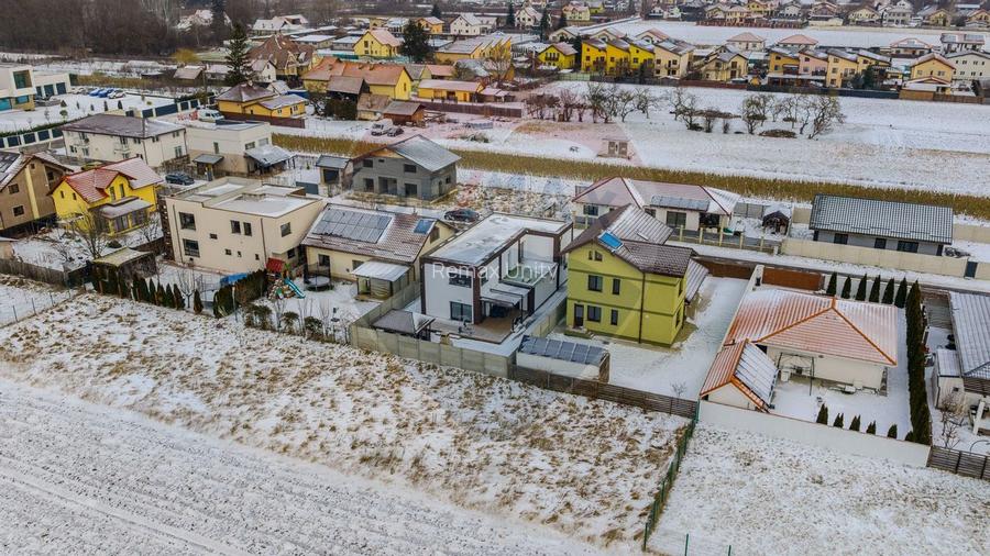 Casă premium în Stupini – finisaje de lux, complet mobilată - 33