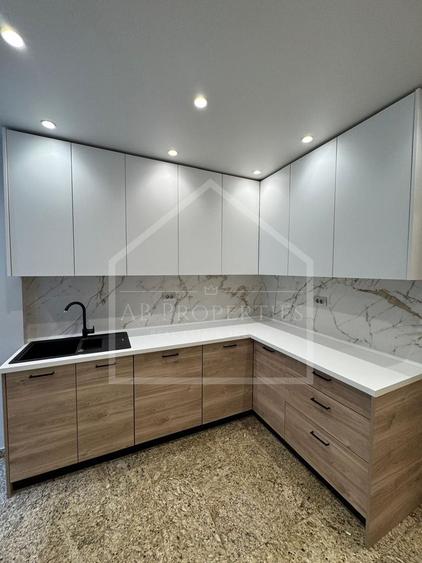 Apartament 3 camere | Renovat Premium | Centrala | Capitale