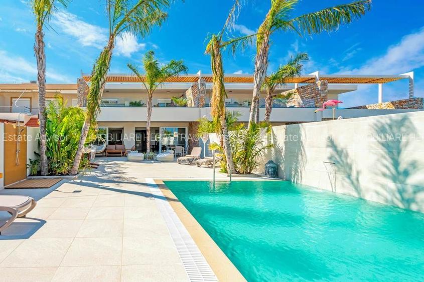 Vila exclusivista cu vedere la Lac - 3