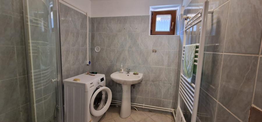 Casa P+1+M cu 5 camere teren 486 mp garaj si filigorie in Trei Stejari