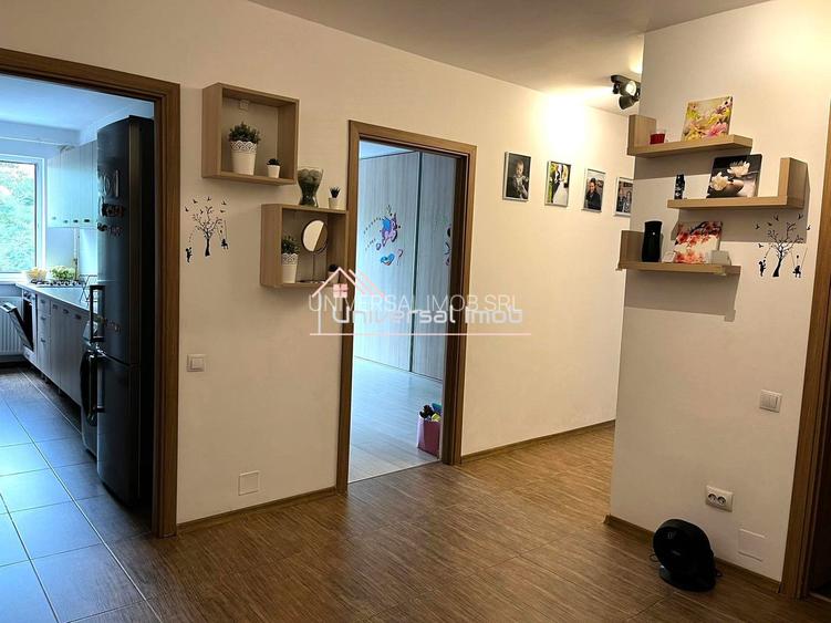 Apartament cu 2 camere decomandate, zona BMW - 9