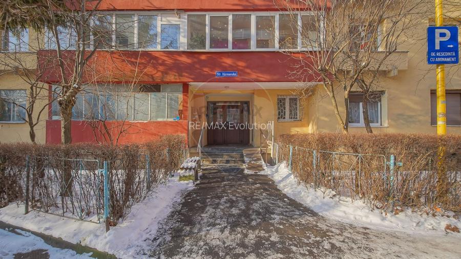 Apartament cu 2 camere de închiriat pe strada Harmanului | Comision 0% - 15