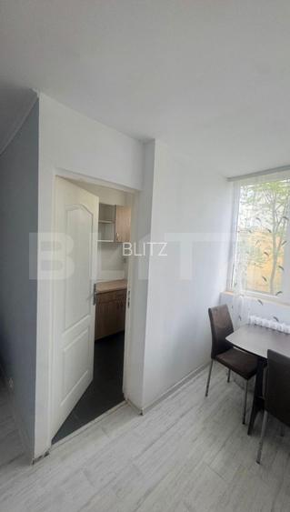 Garsonieră renovată, 33 mp, etaj intermediar - 4