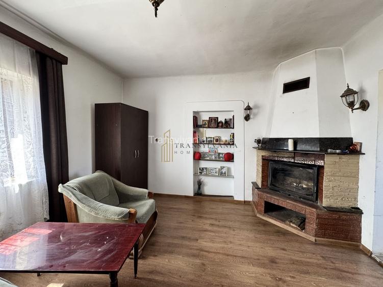 Casa de vanzare cu potential ridicat in Cornatel jud.Sibiu - 9