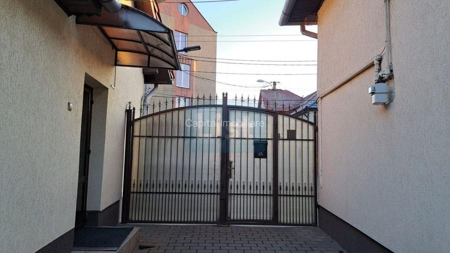 Casa la cheie, 180 mp, teren 511 mp, central Someseni - 2