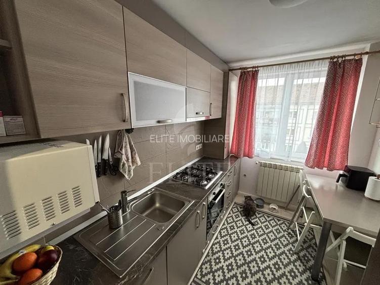 Apartament 3 camere în zona STRAZII DONAT - 5